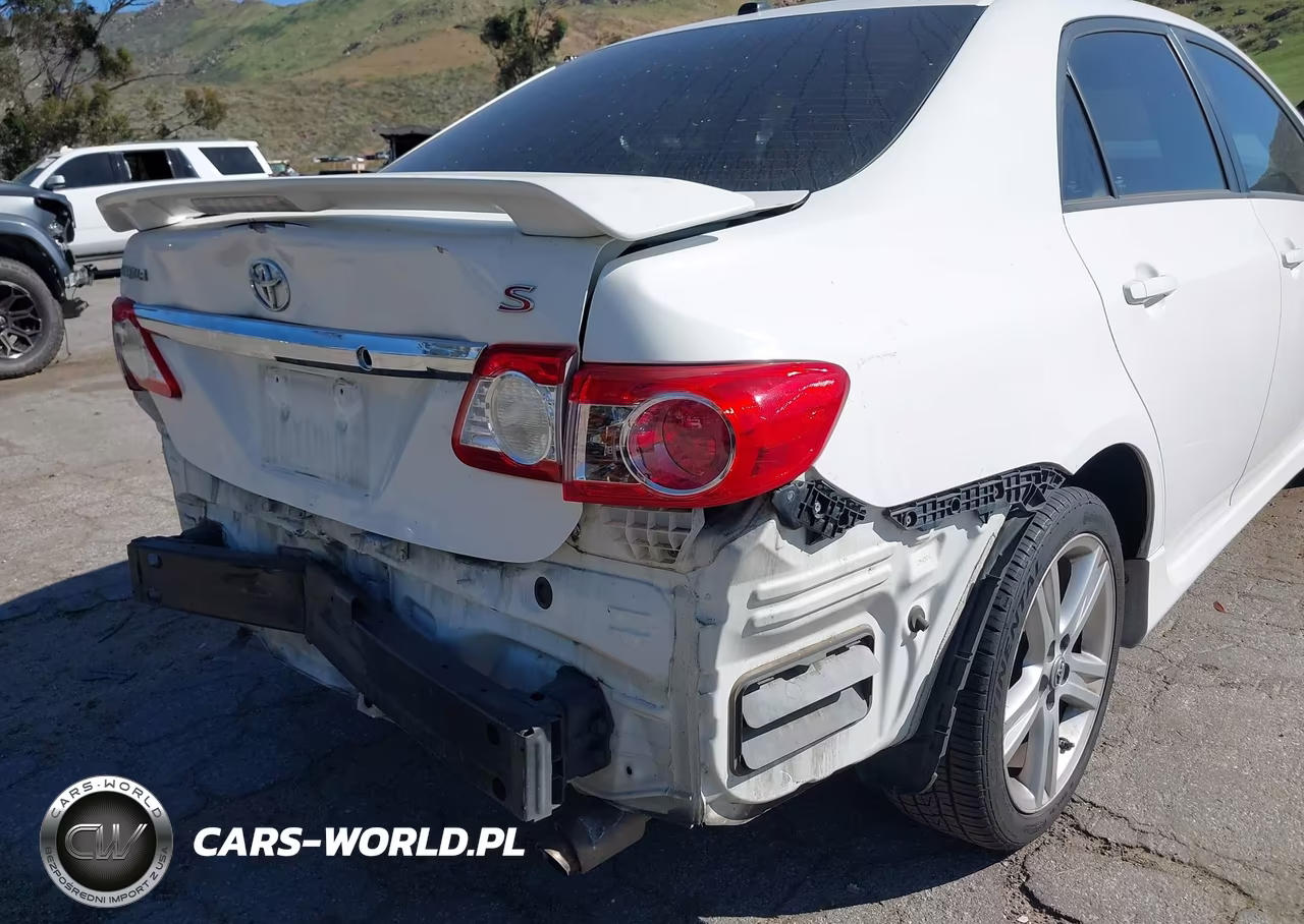 2013 Toyota Corolla S VIN:5YFBU4EE8DP110900 - 18