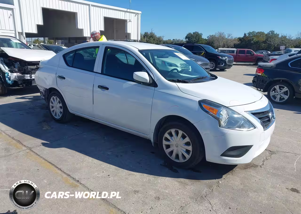 2016 Nissan Versa 1.6 S