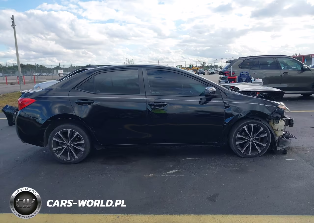 2017 Toyota Corolla Se VIN:5YFBURHE9HP621322 - 14