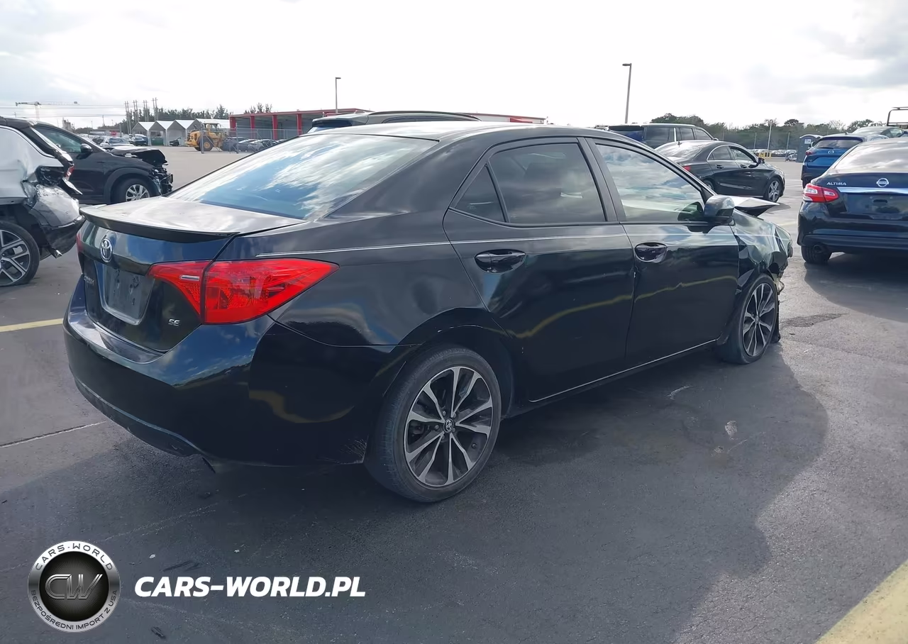 2017 Toyota Corolla Se VIN:5YFBURHE9HP621322 - 4
