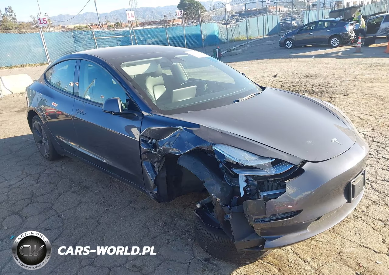 2022 Tesla Model 3 Rear-Wheel Drive – zdjęcie 1 z 15