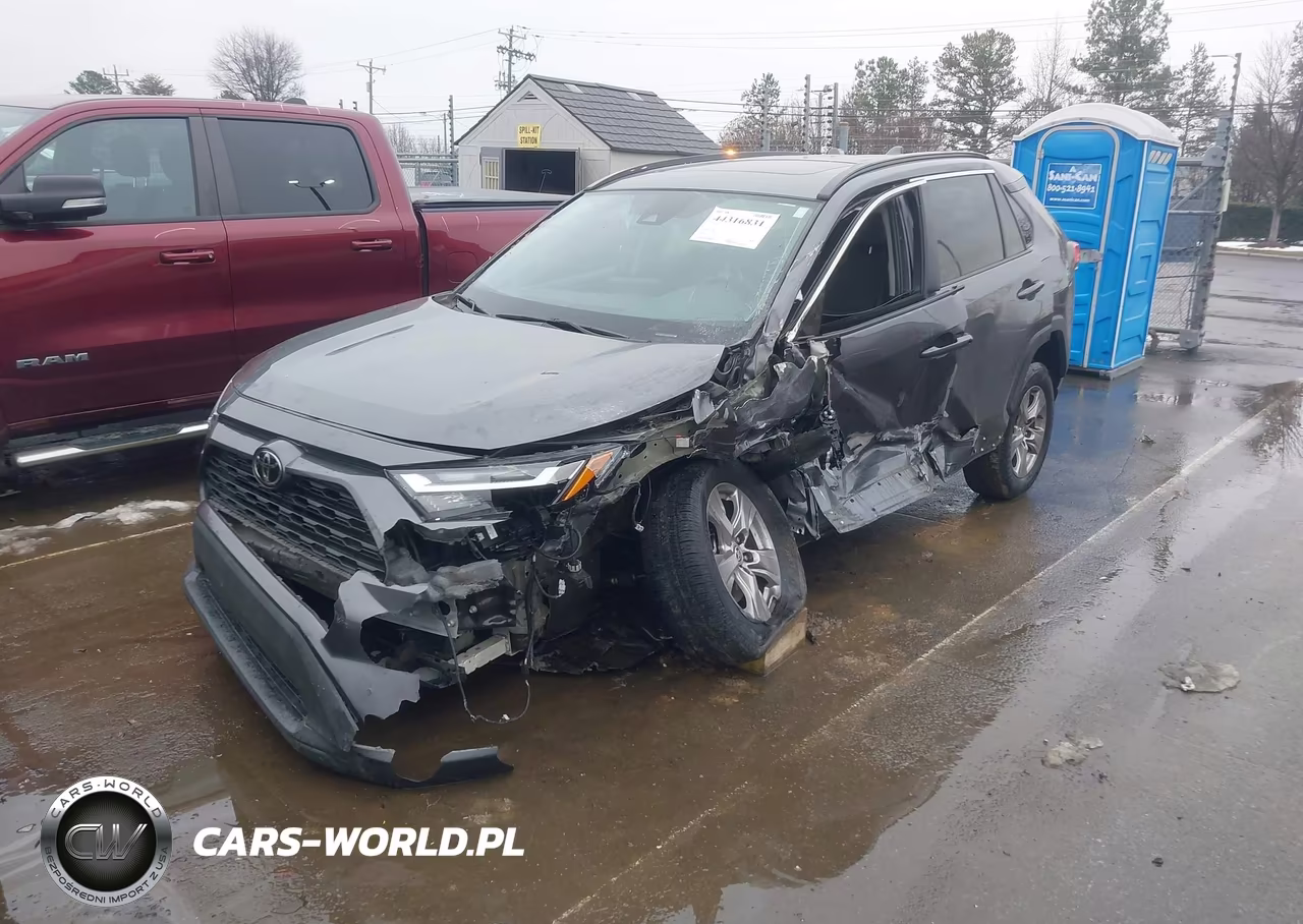 2022 Toyota Rav4 Xle VIN:2T3W1RFV9NC206792 - 2