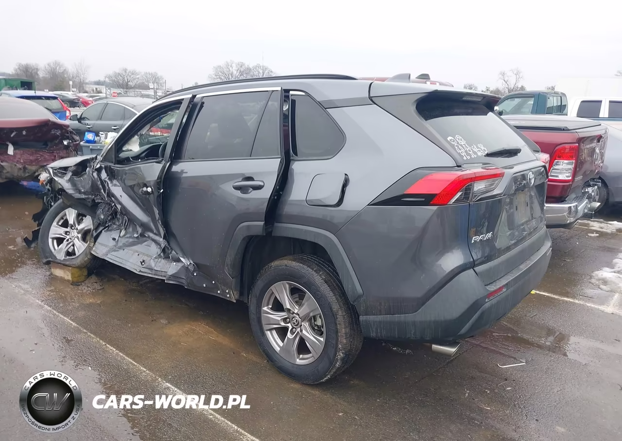 2022 Toyota Rav4 Xle VIN:2T3W1RFV9NC206792 - 3