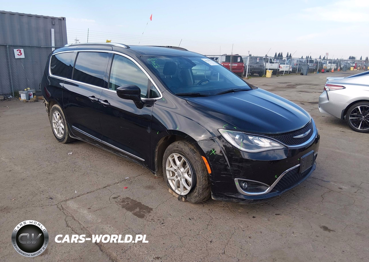 2020 Chrysler Pacifica Touring L