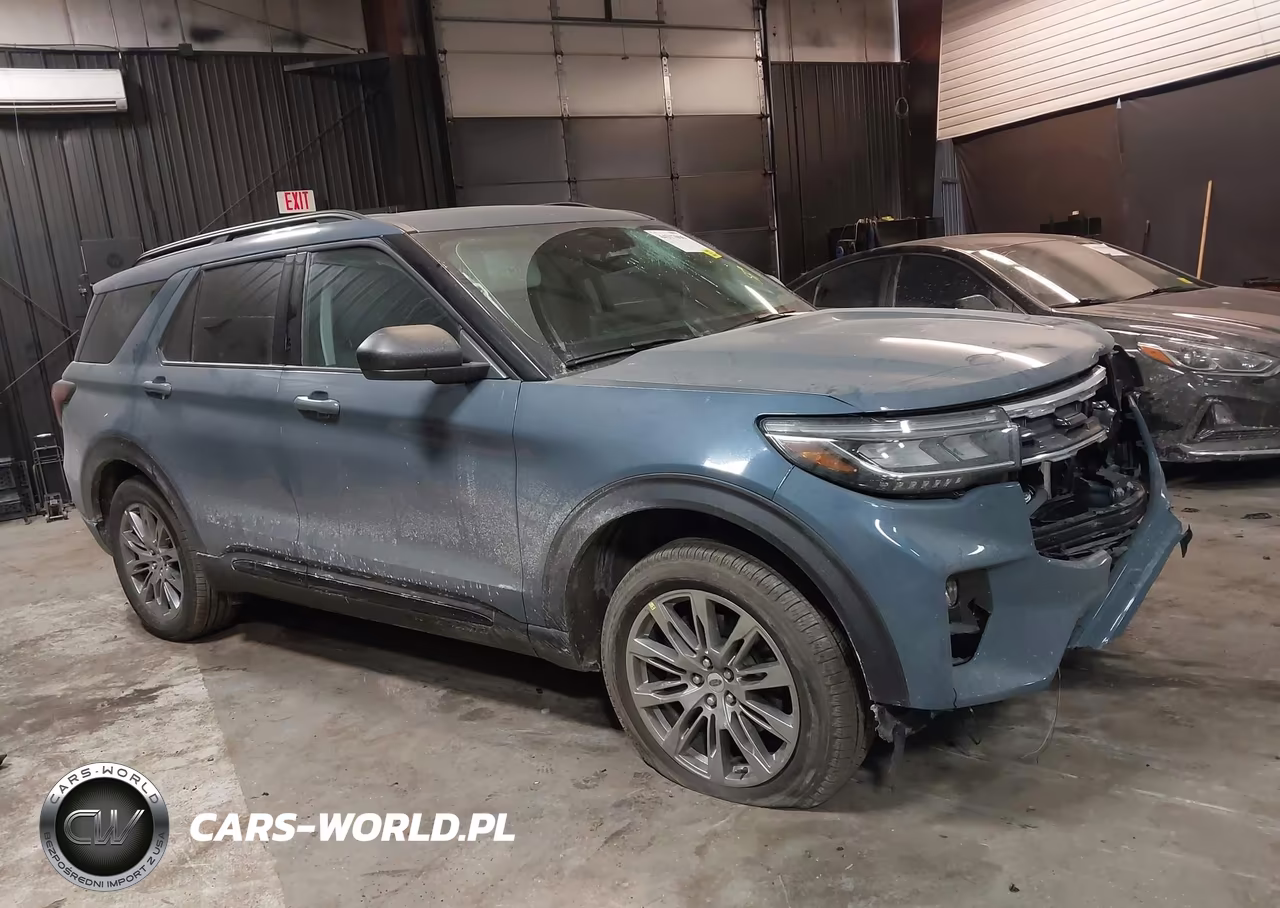 2026 Ford Explorer Active W-200A Pkg