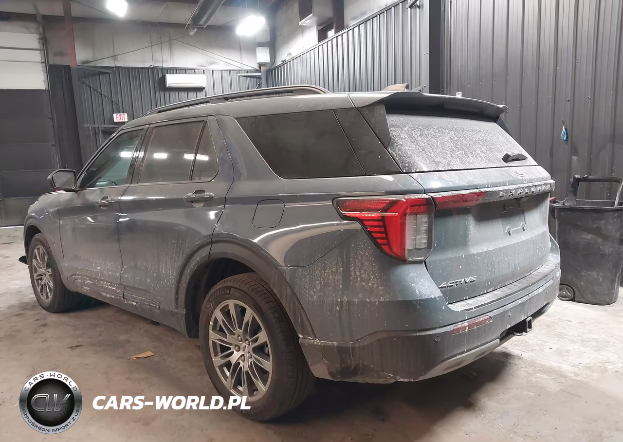 2026 Ford Explorer Active W-200A Pkg VIN:1FMUK8DH6TGA32386 - 3