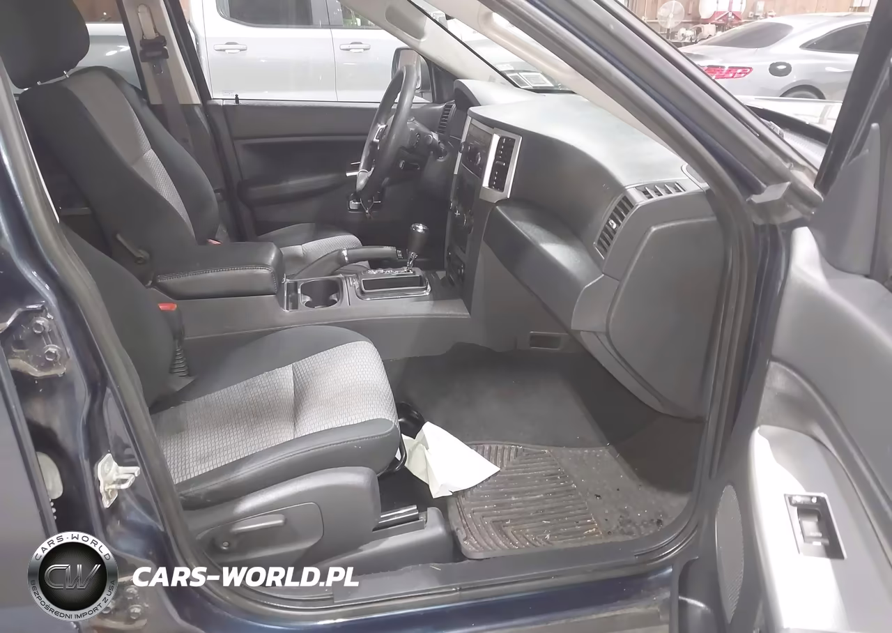 2009 Jeep Grand Cherokee Laredo VIN:1J8GR48K79C514434 - 5