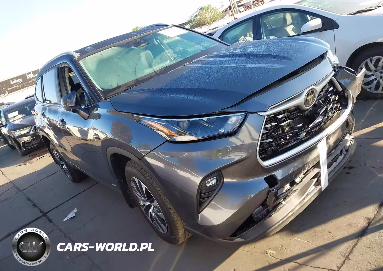 2025 Toyota Highlander Hybrid Xle