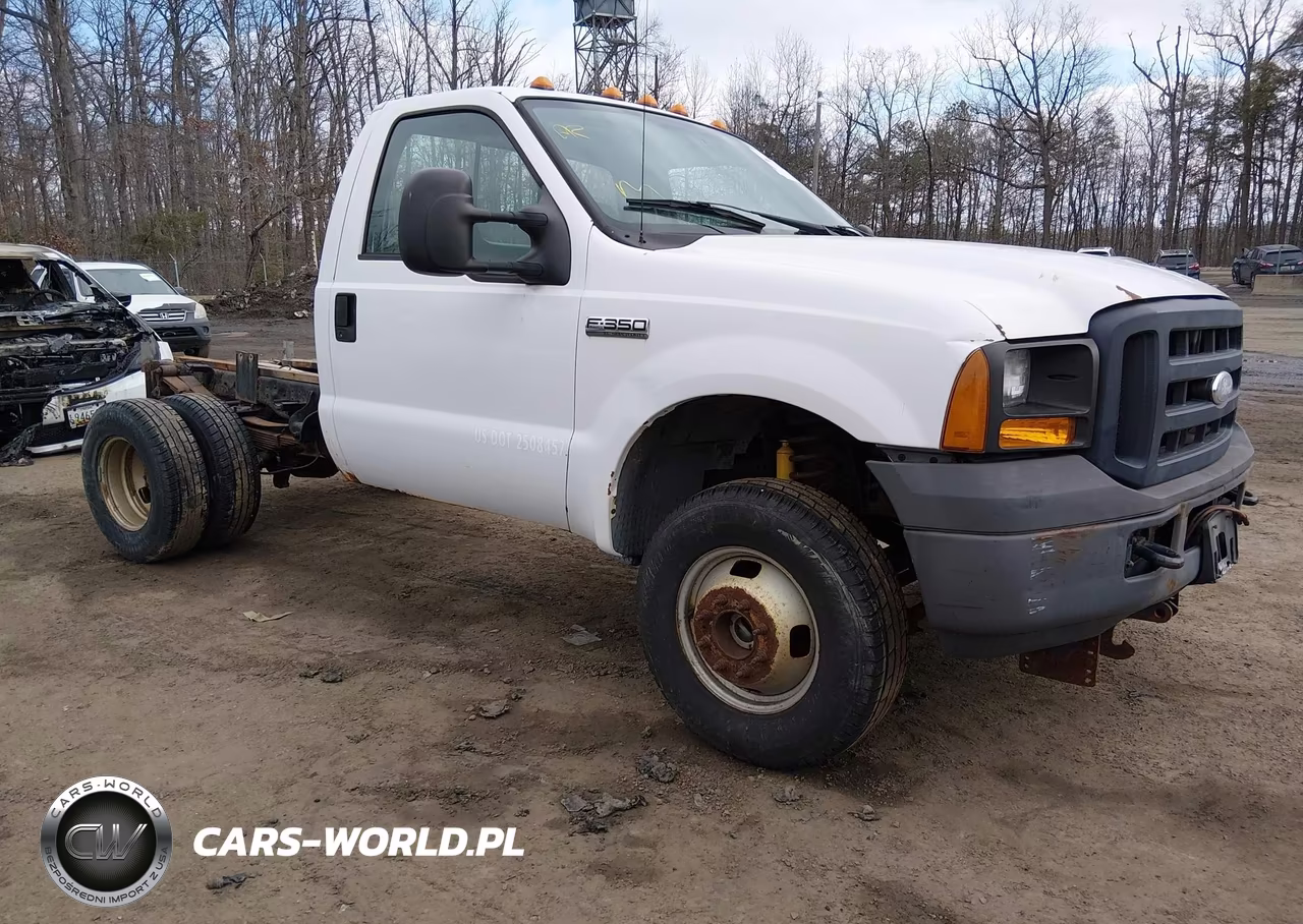 2007 Ford F-350 Chassis Xl-Xlt