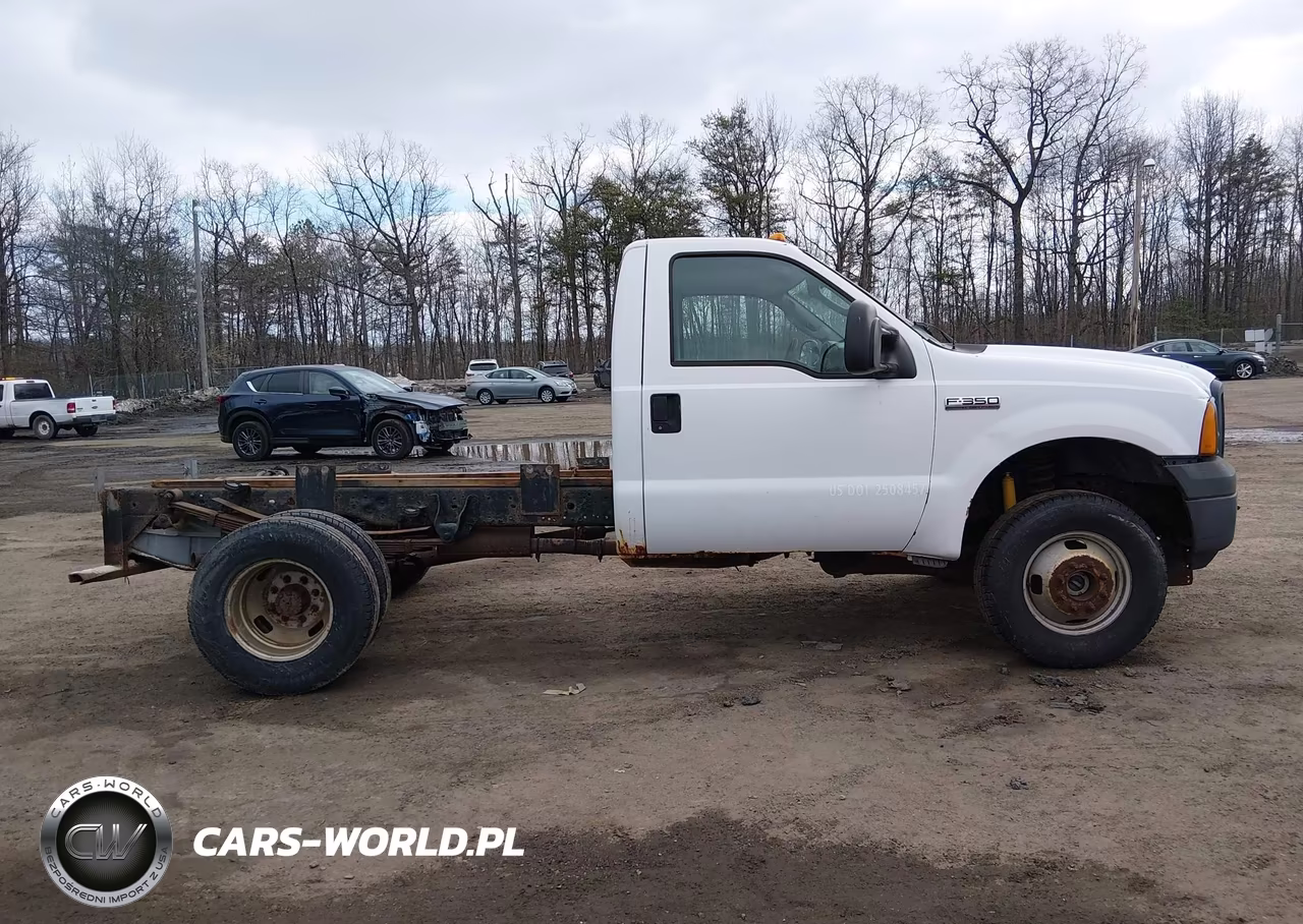 2007 Ford F-350 Chassis Xl-Xlt VIN:1FDWF37587EA20436 - 13