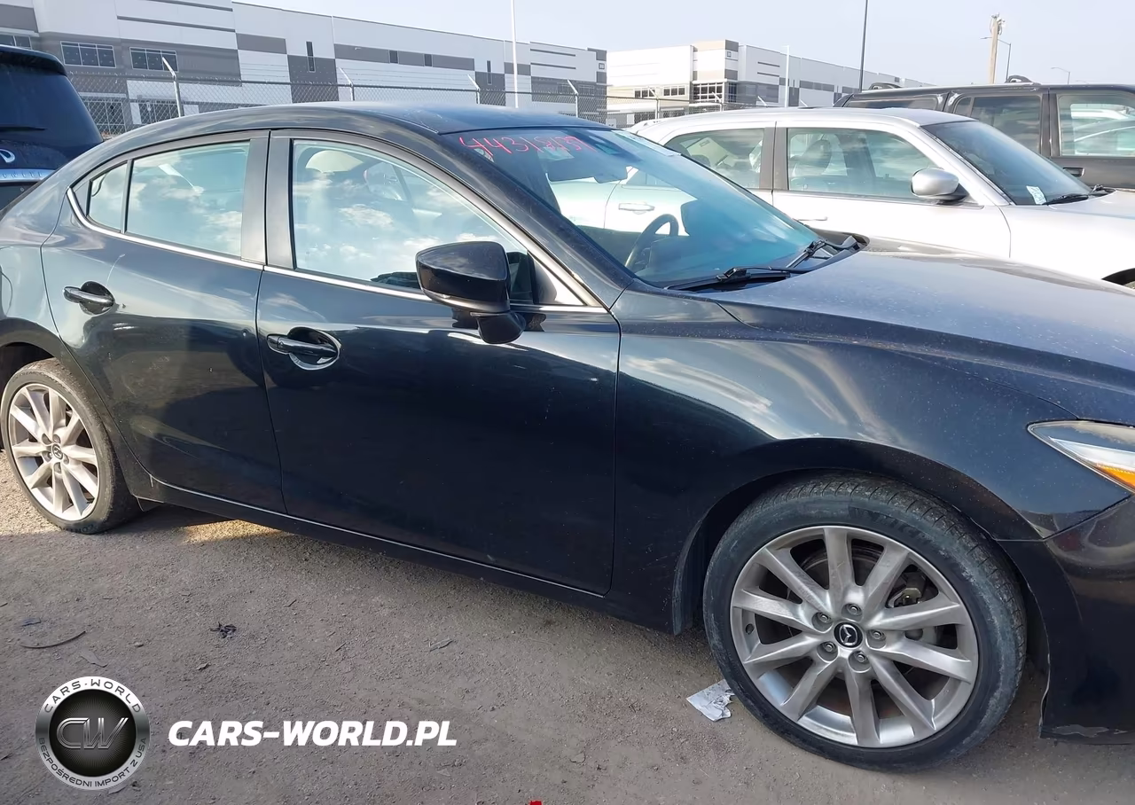 2017 Mazda Mazda3 Touring VIN:3MZBN1V79HM114431 - 13