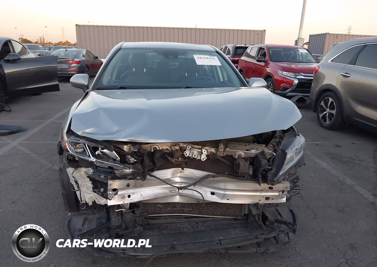 2020 Toyota Camry Se VIN:4T1G11AK0LU989749 - 13