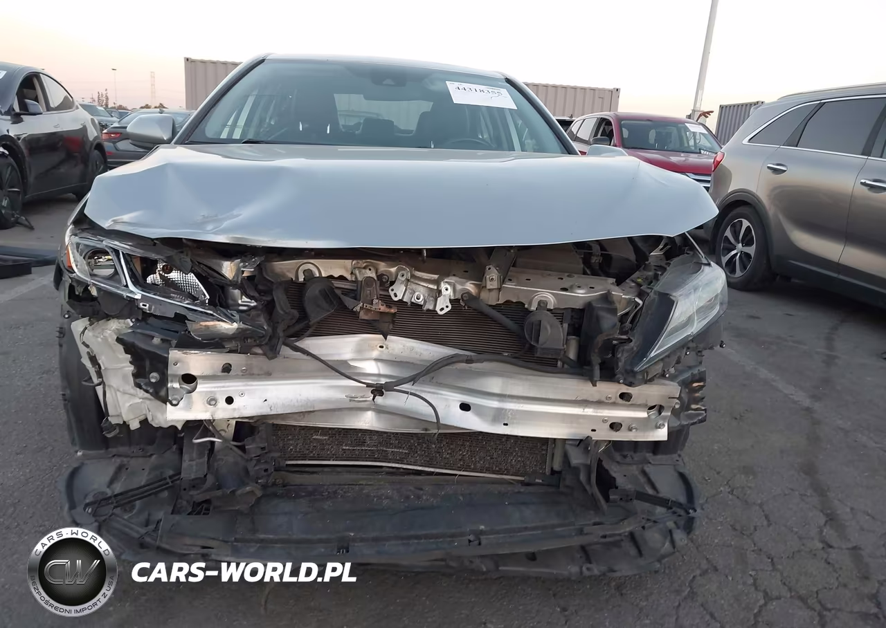 2020 Toyota Camry Se VIN:4T1G11AK0LU989749 - 6