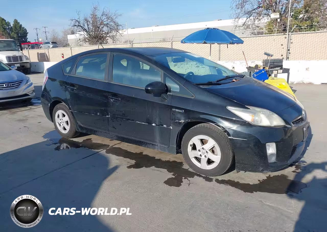 2011 Toyota Prius Three