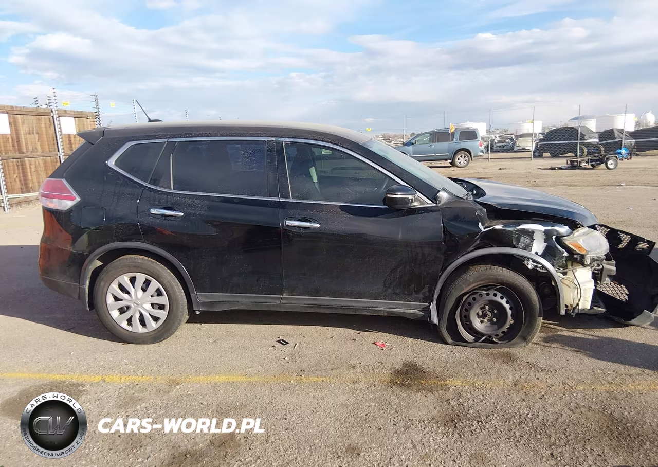 2015 Nissan Rogue S VIN:KNMAT2MV8FP578313 - 13