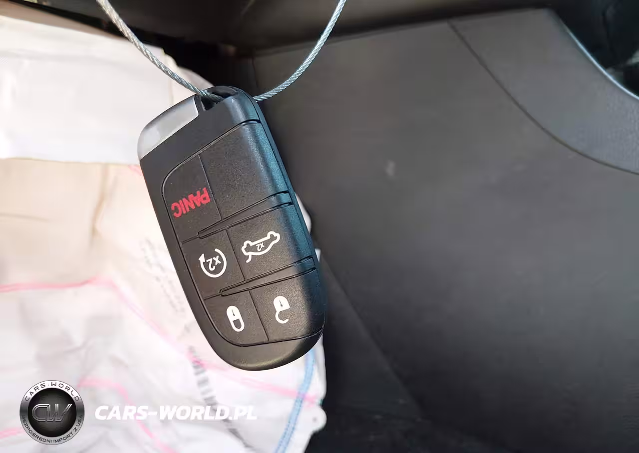 2019 Jeep Cherokee Latitude Plus Fwd VIN:1C4PJLLB3KD176658 - 11