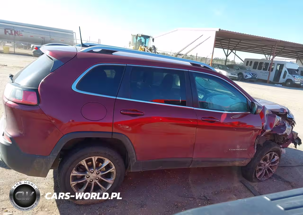 2019 Jeep Cherokee Latitude Plus Fwd VIN:1C4PJLLB3KD176658 - 13