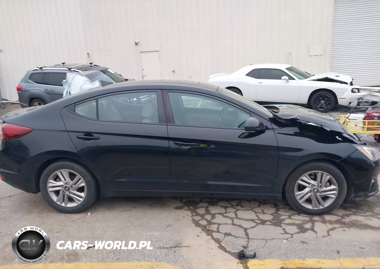 2019 Hyundai Elantra Value Edition VIN:KMHD84LF8KU859121 - 13
