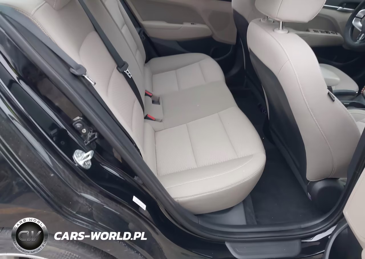 2019 Hyundai Elantra Value Edition VIN:KMHD84LF8KU859121 - 8