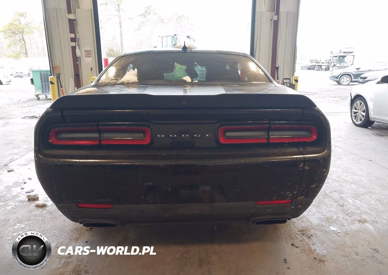 2017 Dodge Challenger R-T Plus VIN:2C3CDZBT2HH636413 - 16