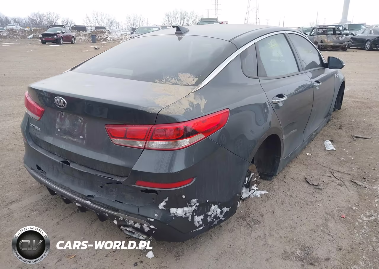 2019 Kia Optima Lx VIN:5XXGT4L36KG377419 - 4
