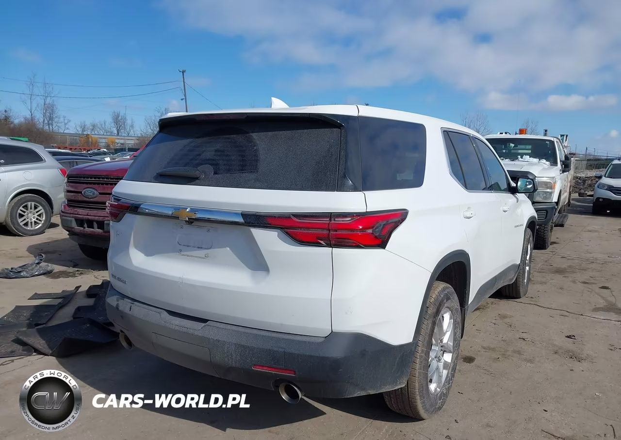 2023 Chevrolet Traverse Fwd Ls VIN:1GNERFKW1PJ342536 - 4