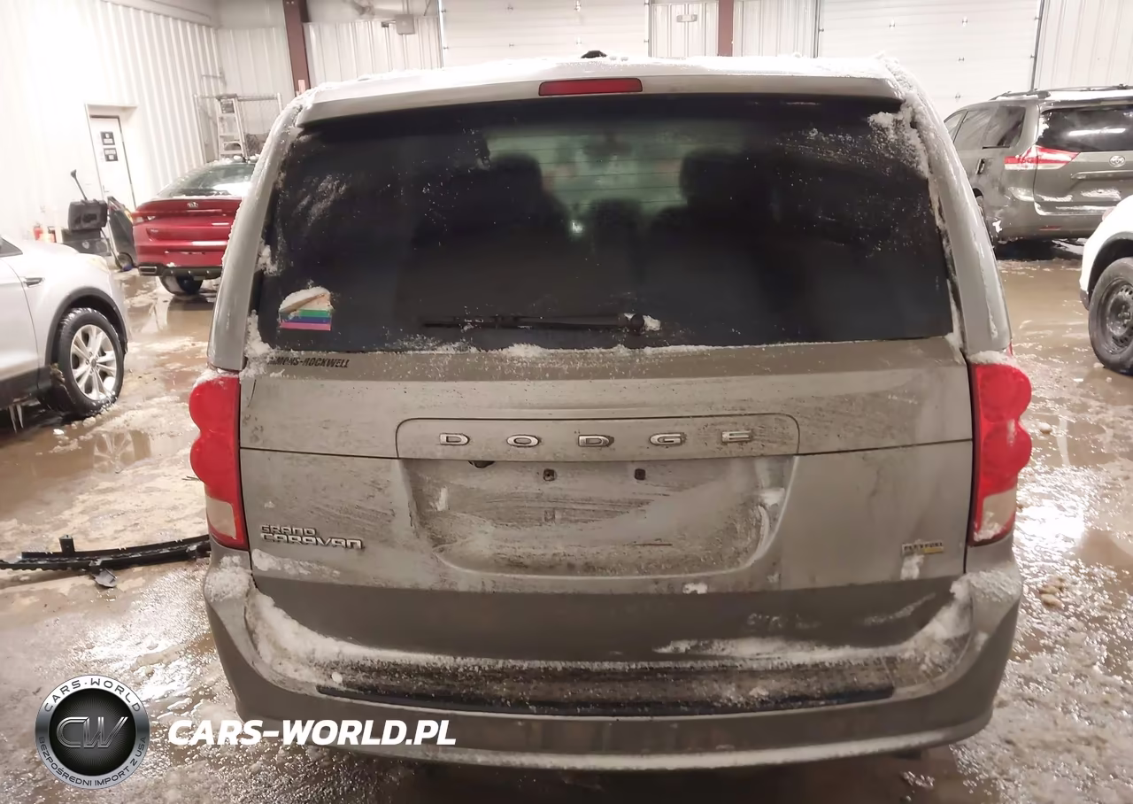 2018 Dodge Grand Caravan Se Plus VIN:2C4RDGBG8JR220539 - 16