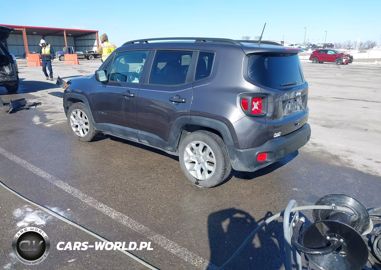 2018 Jeep Renegade Latitude Fwd VIN:ZACCJABB9JPJ20984 - 3