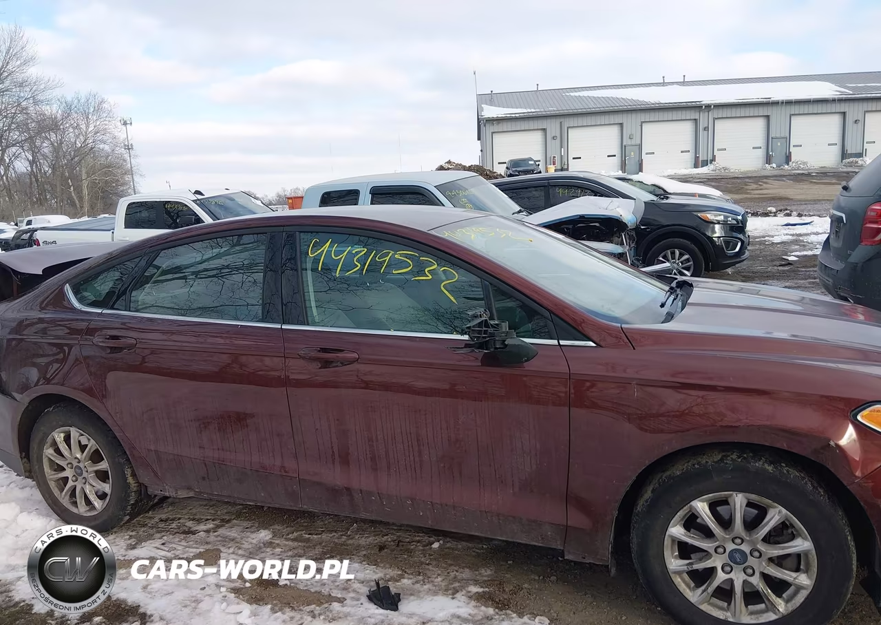 2016 Ford Fusion S VIN:3FA6P0G76GR236824 - 13
