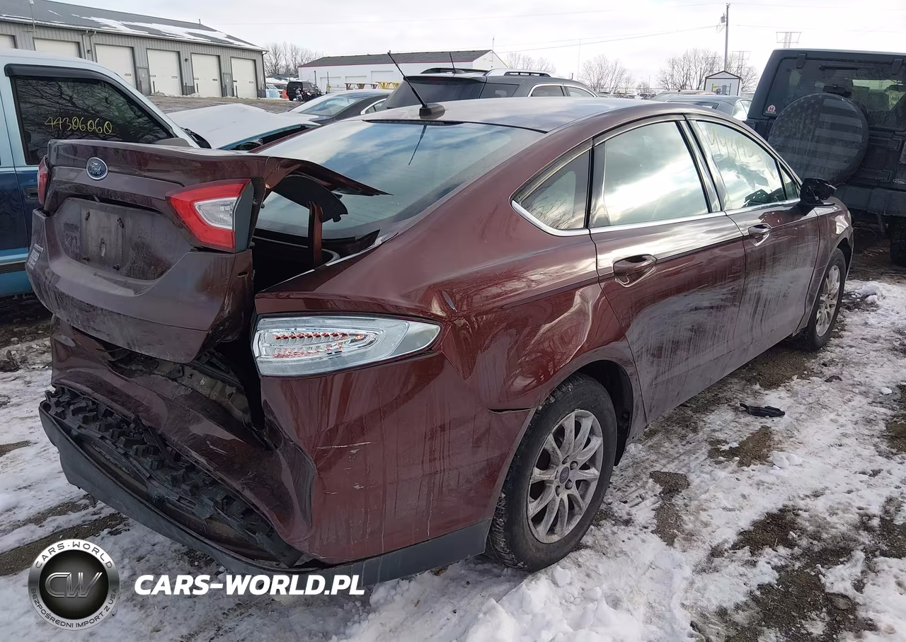 2016 Ford Fusion S VIN:3FA6P0G76GR236824 - 4