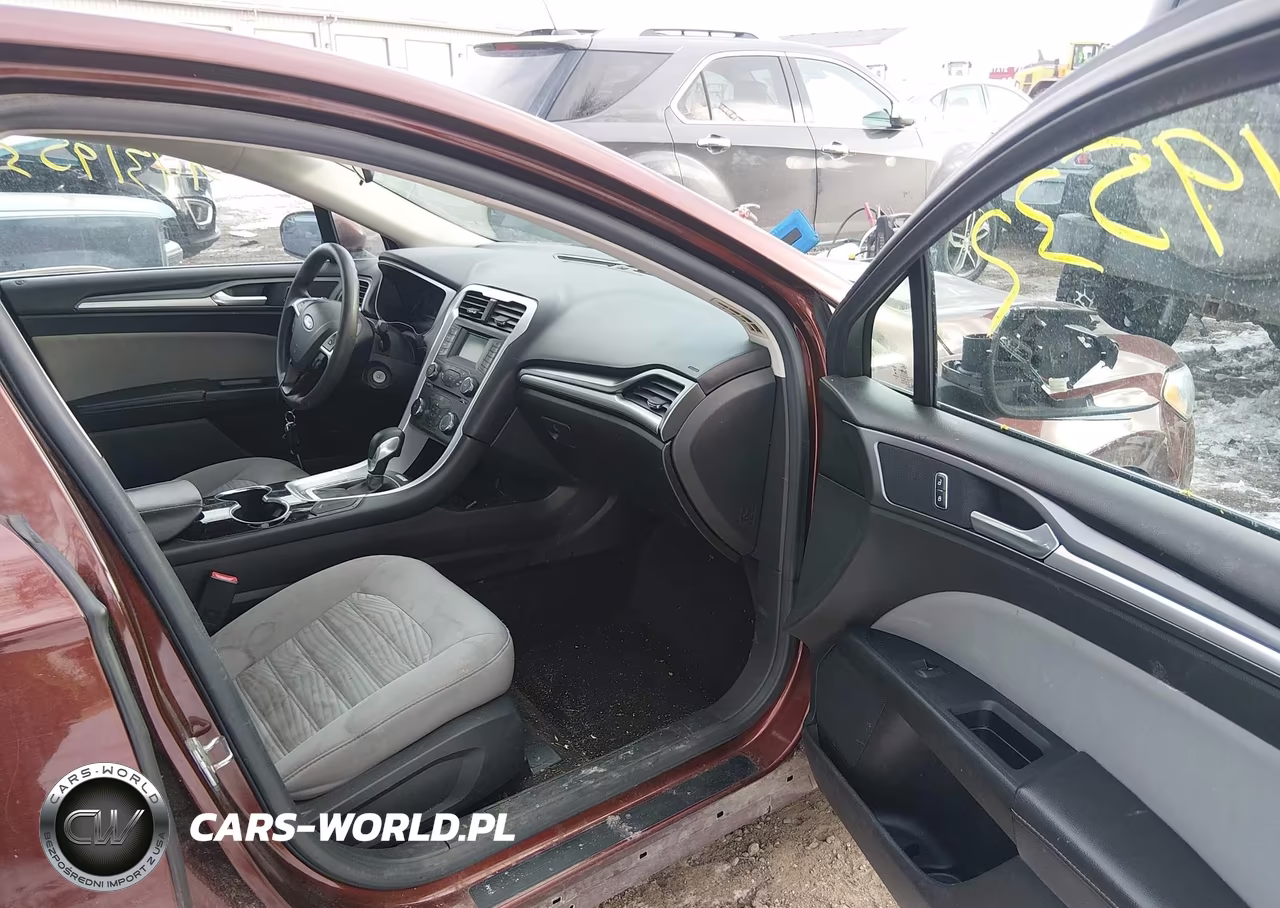 2016 Ford Fusion S VIN:3FA6P0G76GR236824 - 5