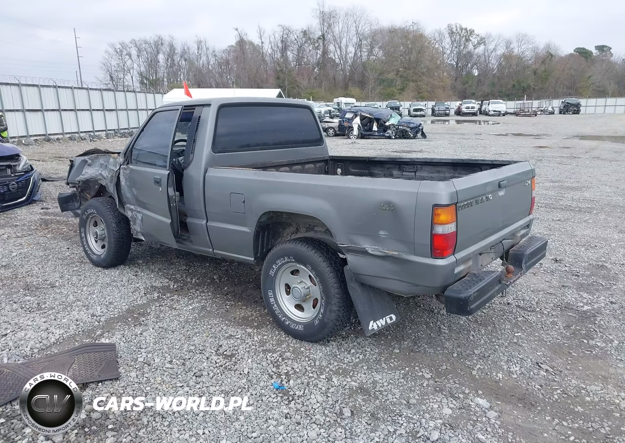1987 Dodge Ram 50 VIN:JB7FM24E2HP098452 - 3