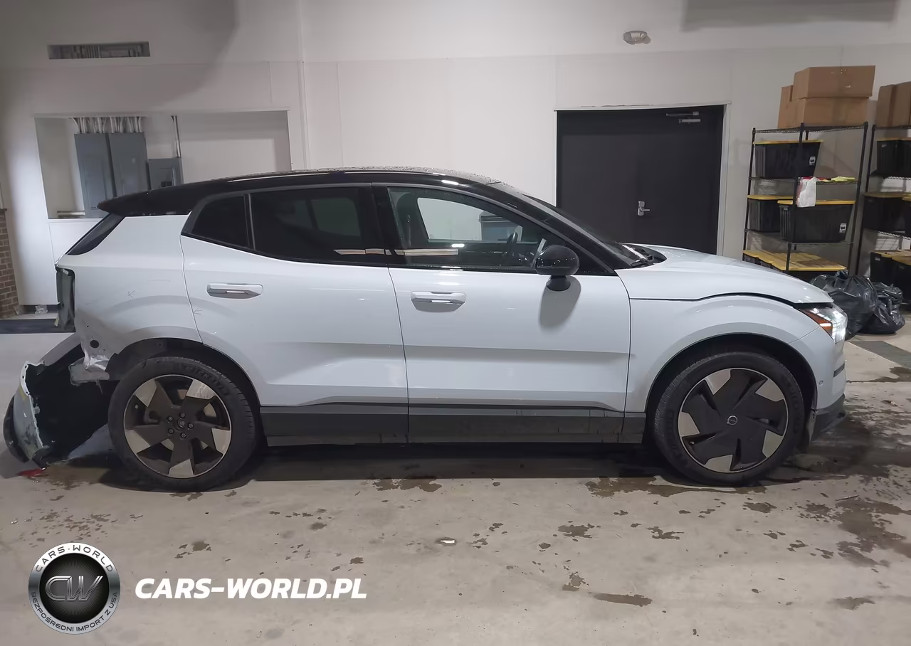 2025 Volvo Ex30 Ultra Twin Motor Performance, Fully Electric VIN:YV4EK3ZL4SS147781 - 14
