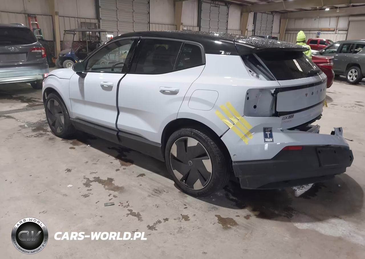 2025 Volvo Ex30 Ultra Twin Motor Performance, Fully Electric VIN:YV4EK3ZL4SS147781 - 3