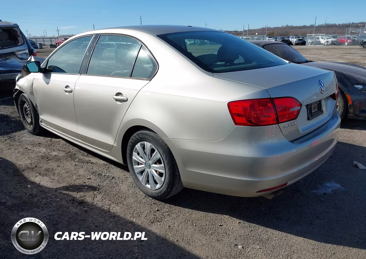 2014 Volkswagen Jetta 2.0L S VIN:3VW2K7AJ3EM316545 - 3