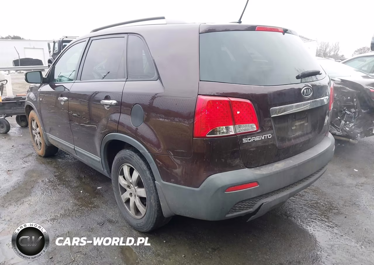 2012 Kia Sorento Lx V6 VIN:5XYKT4A25CG189086 - 3