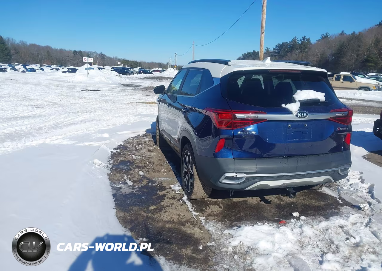 2021 Kia Seltos S VIN:KNDEUCA2XM7140470 - 3