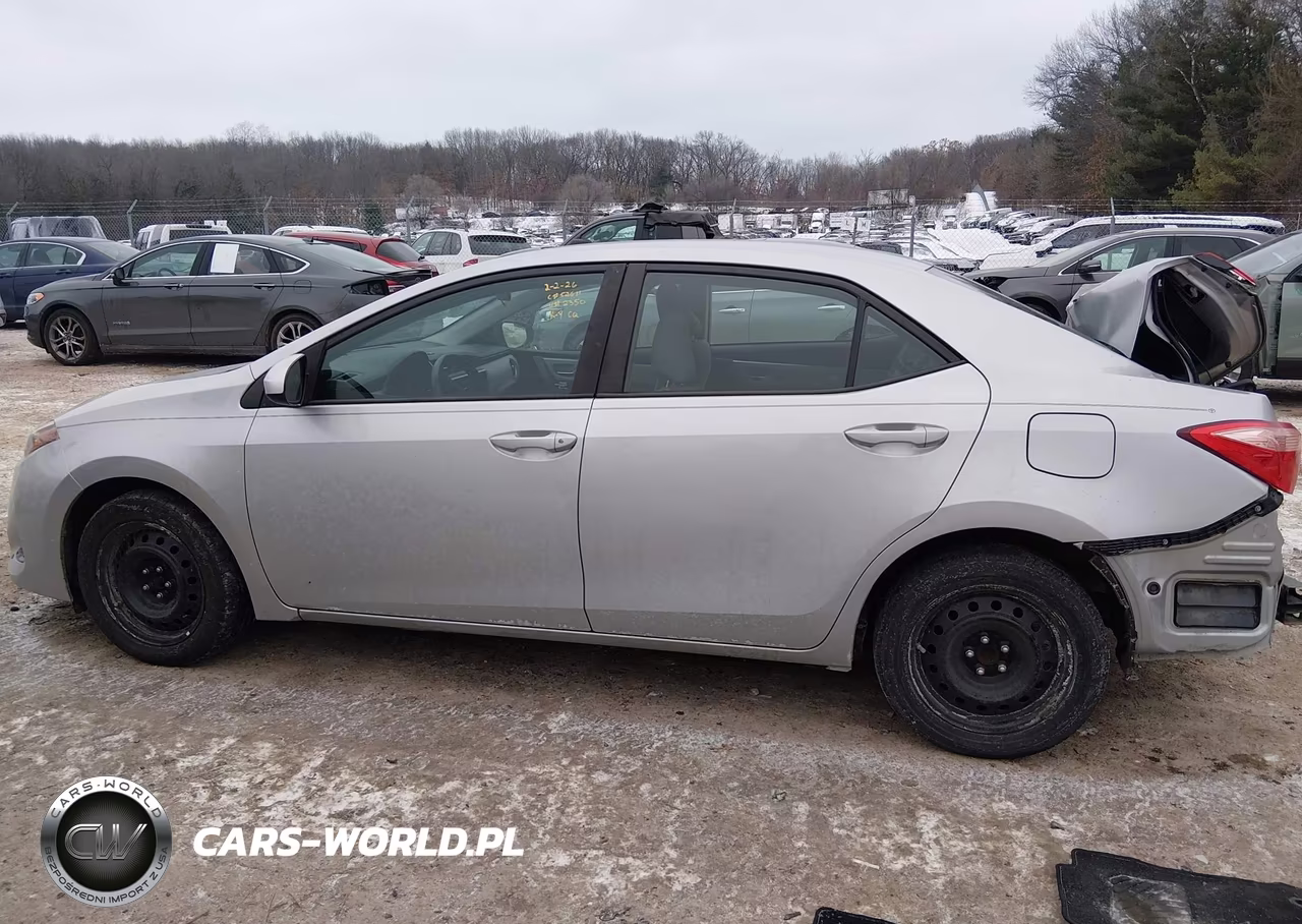 2018 Toyota Corolla Le VIN:2T1BURHE2JC982350 - 15