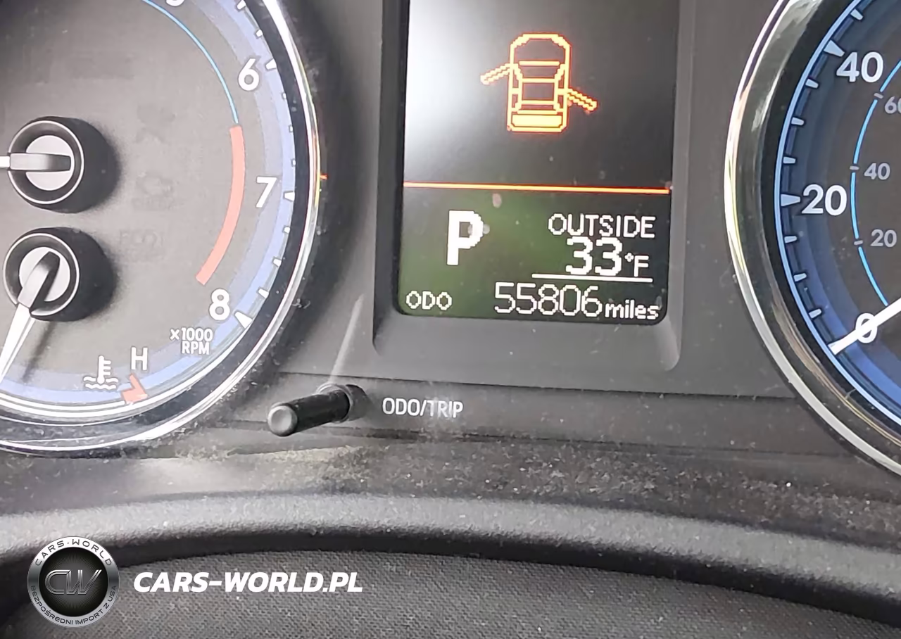 2018 Toyota Corolla Le VIN:2T1BURHE2JC982350 - 16