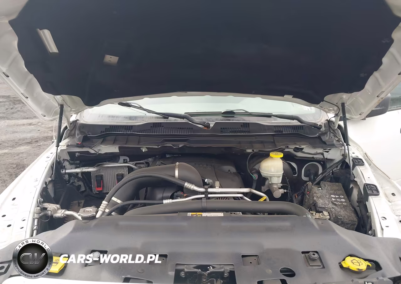 2018 Ram 1500 Express 4X4 6'4 Box VIN:1C6RR7FT5JS124527 - 10