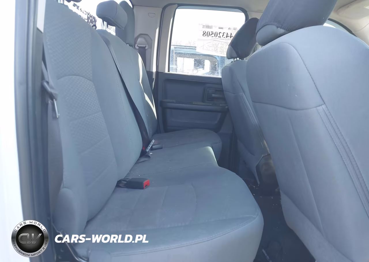 2018 Ram 1500 Express 4X4 6'4 Box VIN:1C6RR7FT5JS124527 - 8