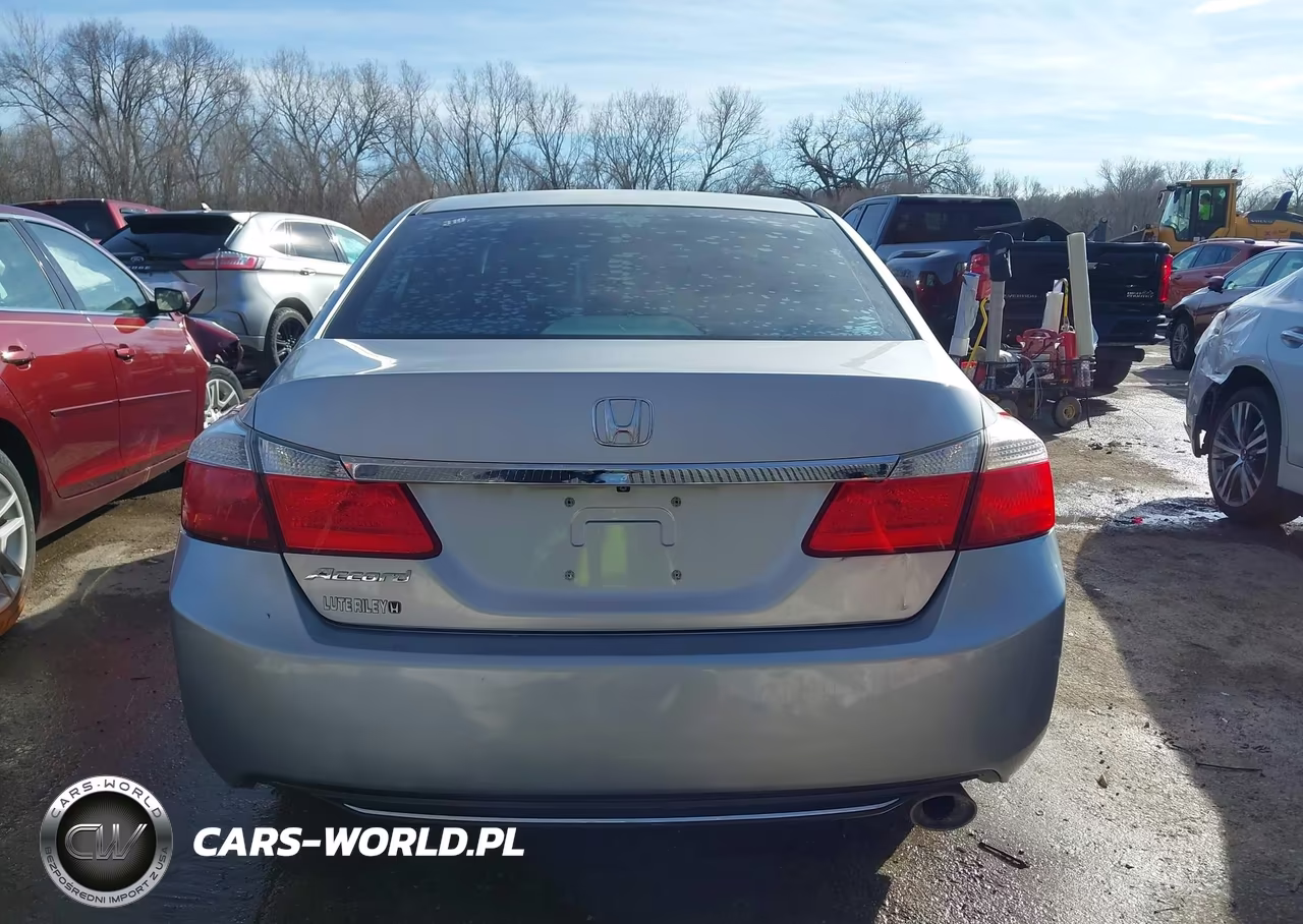 2015 Honda Accord Lx VIN:1HGCR2F3XFA090990 - 16