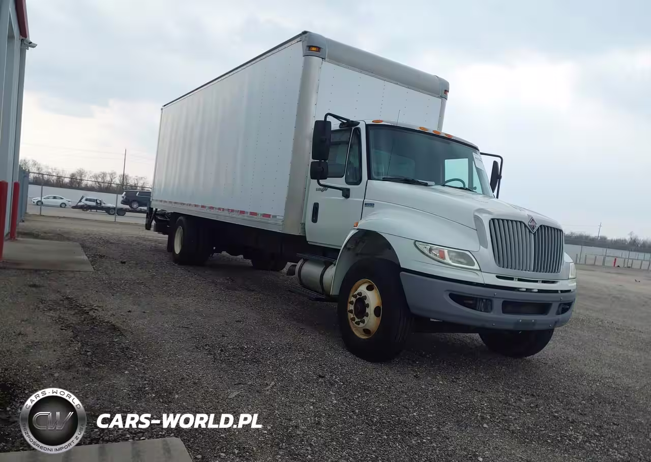 2013 International 4000 4400