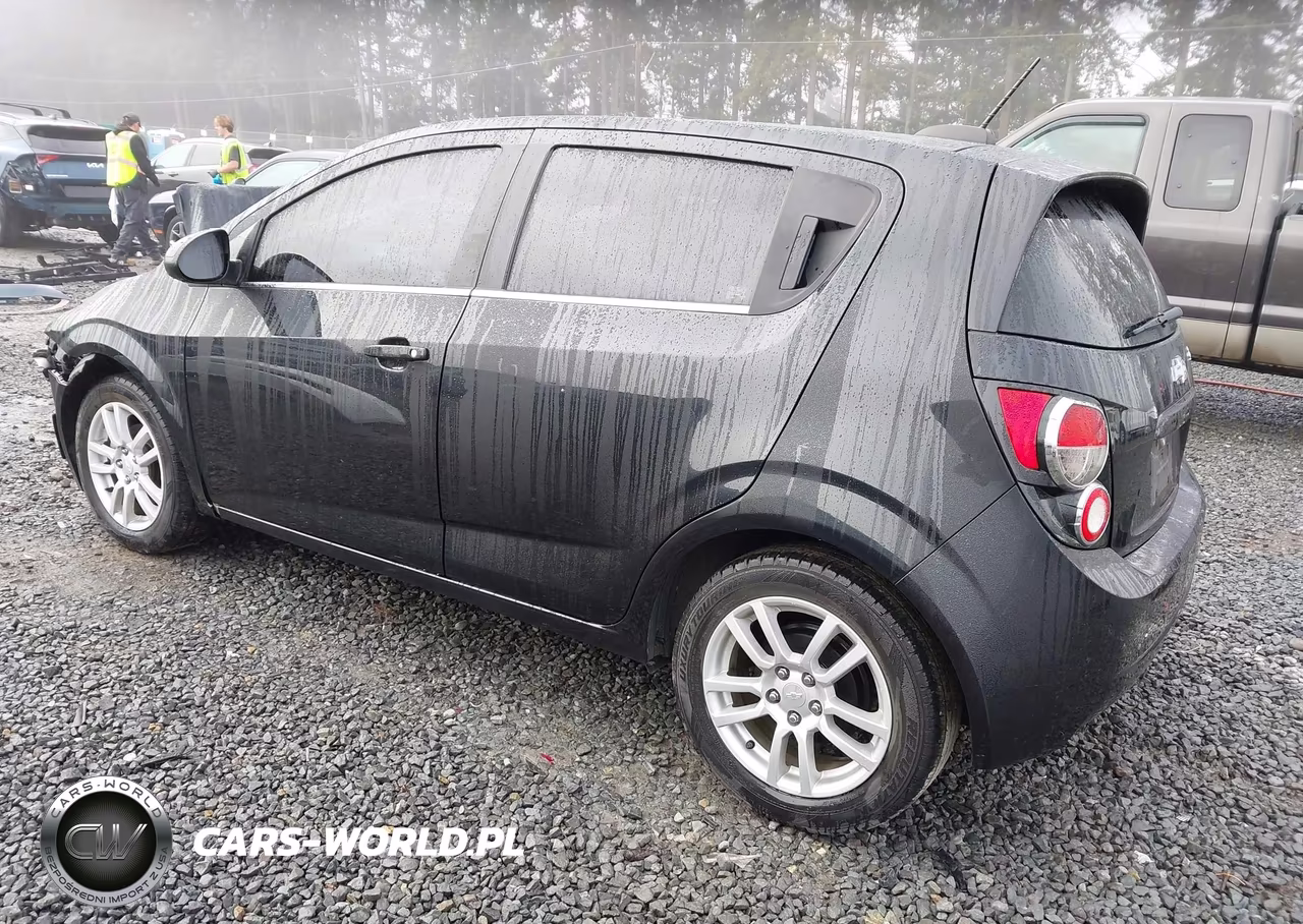 2015 Chevrolet Sonic Lt Auto VIN:1G1JC6SB6F4116827 - 3
