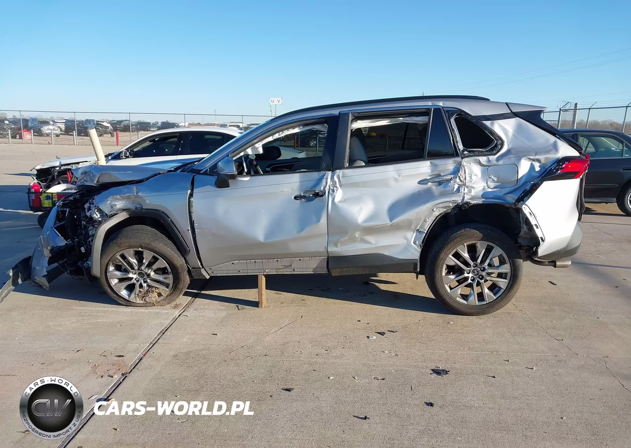 2020 Toyota Rav4 Xle Premium VIN:2T3C1RFV3LW090553 - 14