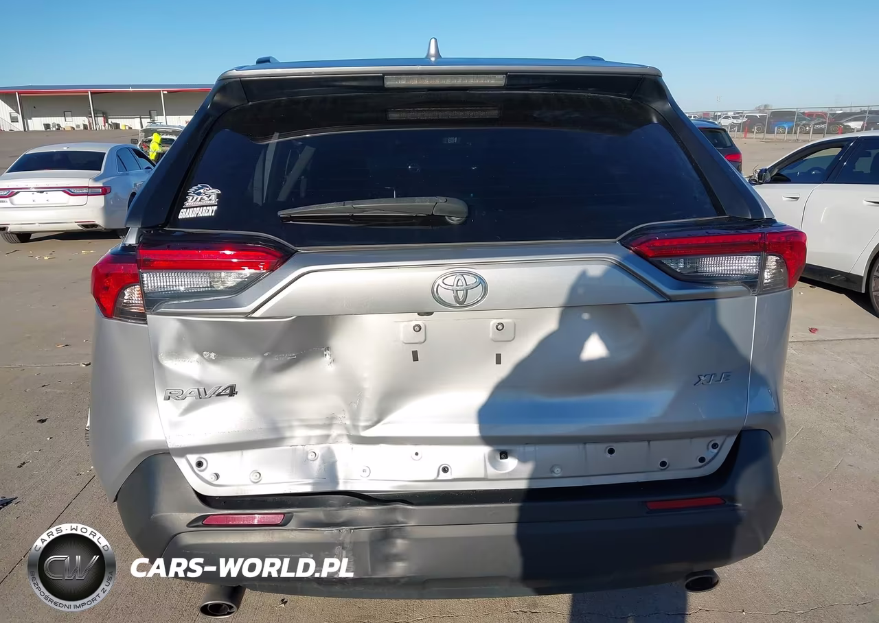 2020 Toyota Rav4 Xle Premium VIN:2T3C1RFV3LW090553 - 16
