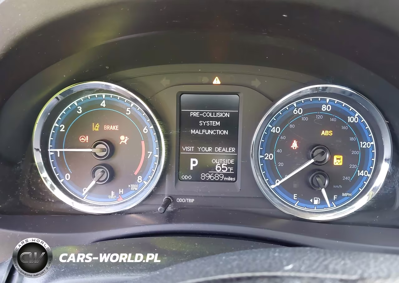 2017 Toyota Corolla Le VIN:5YFBURHE7HP713352 - 7