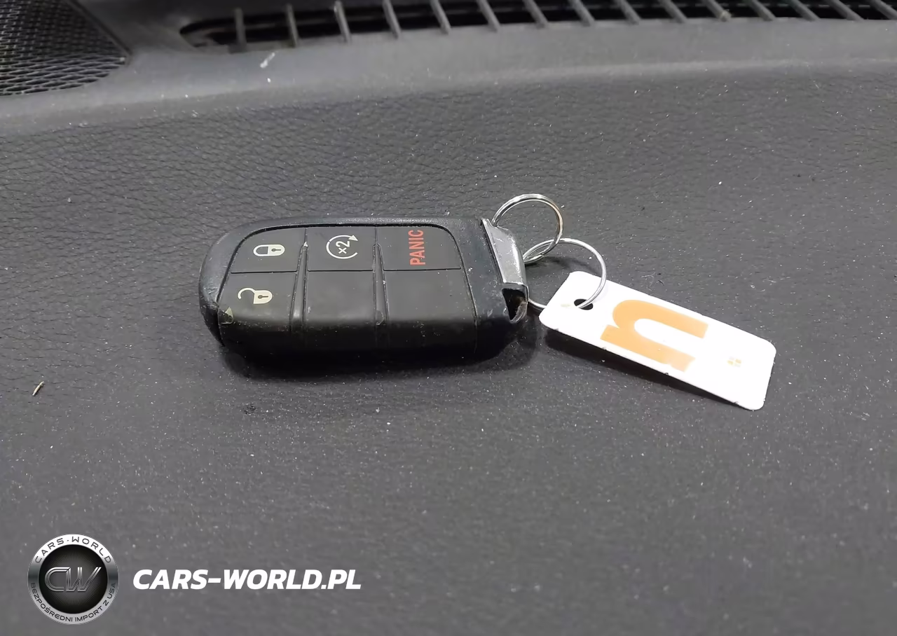 2020 Jeep Compass Latitude 4X4 VIN:3C4NJDBB2LT100522 - 11