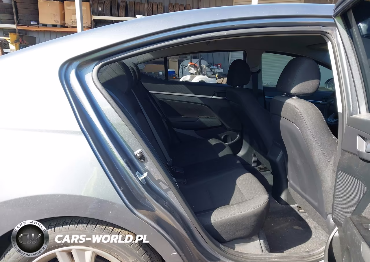2019 Hyundai Elantra Sel VIN:5NPD84LF8KH404462 - 8