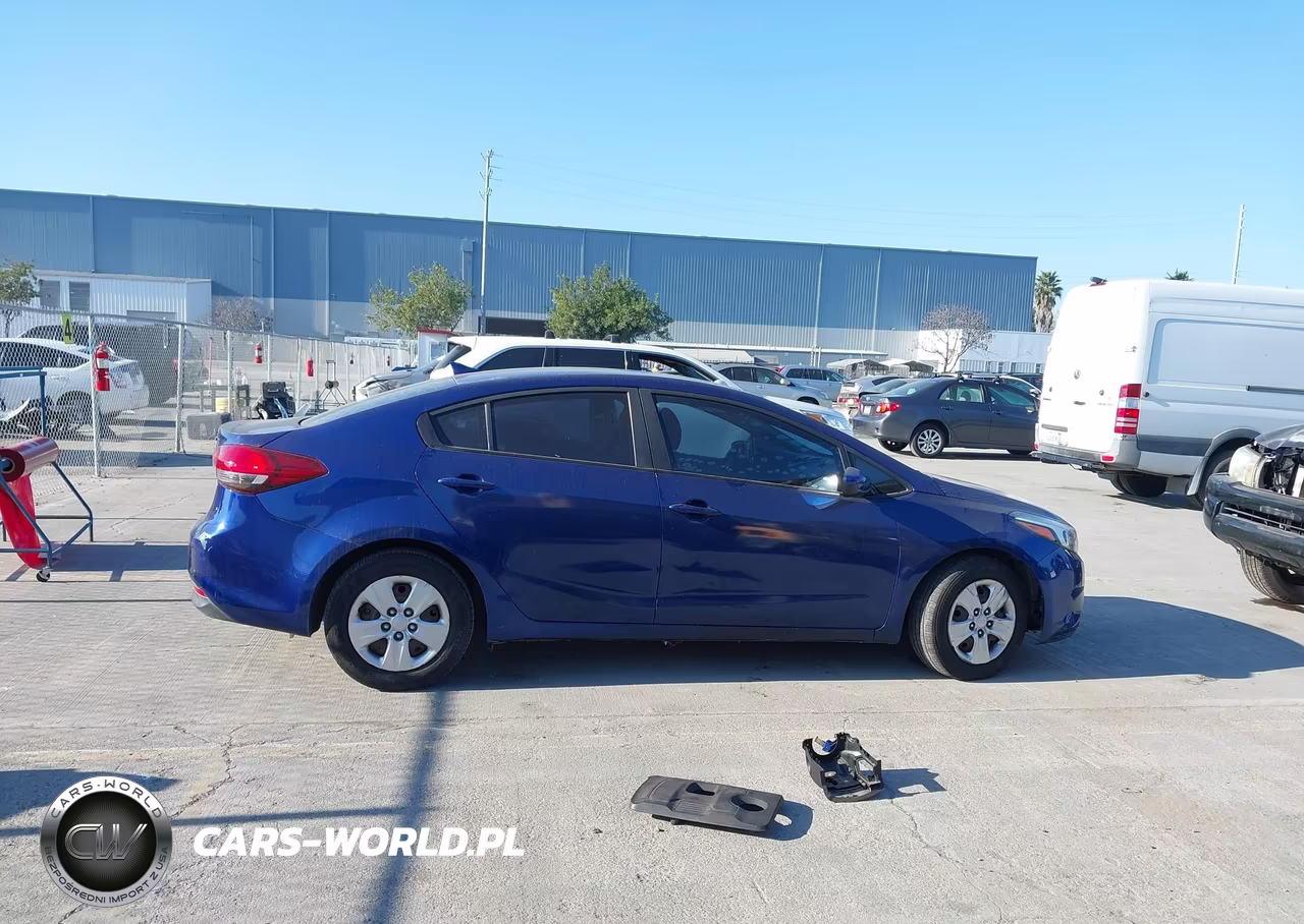 2017 Kia Forte Lx VIN:3KPFK4A76HE142654 - 13